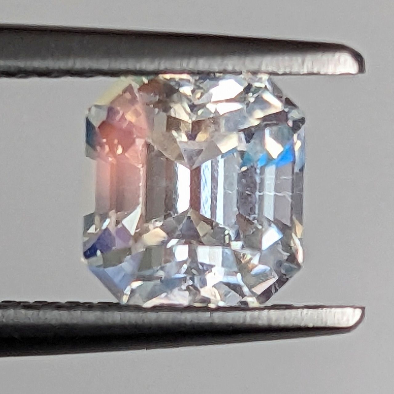 ムーンストーン マダガスカル産 1.31 ct