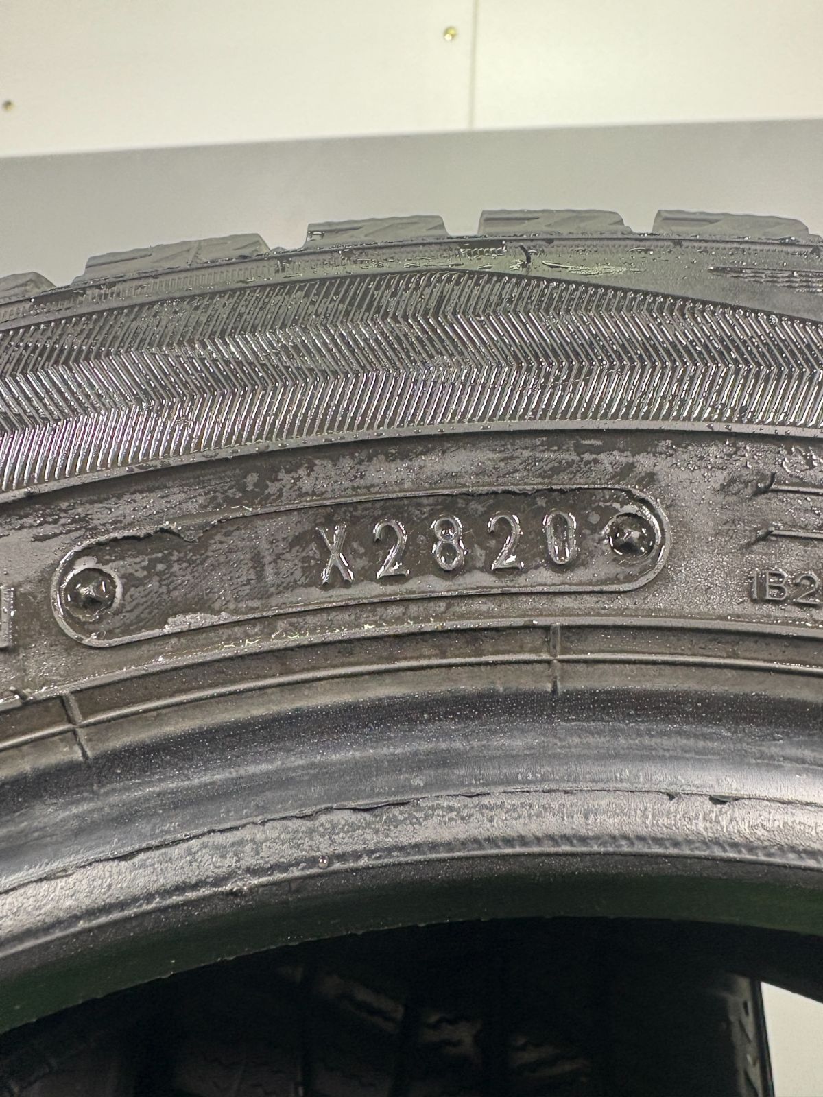 スタッドレス TA