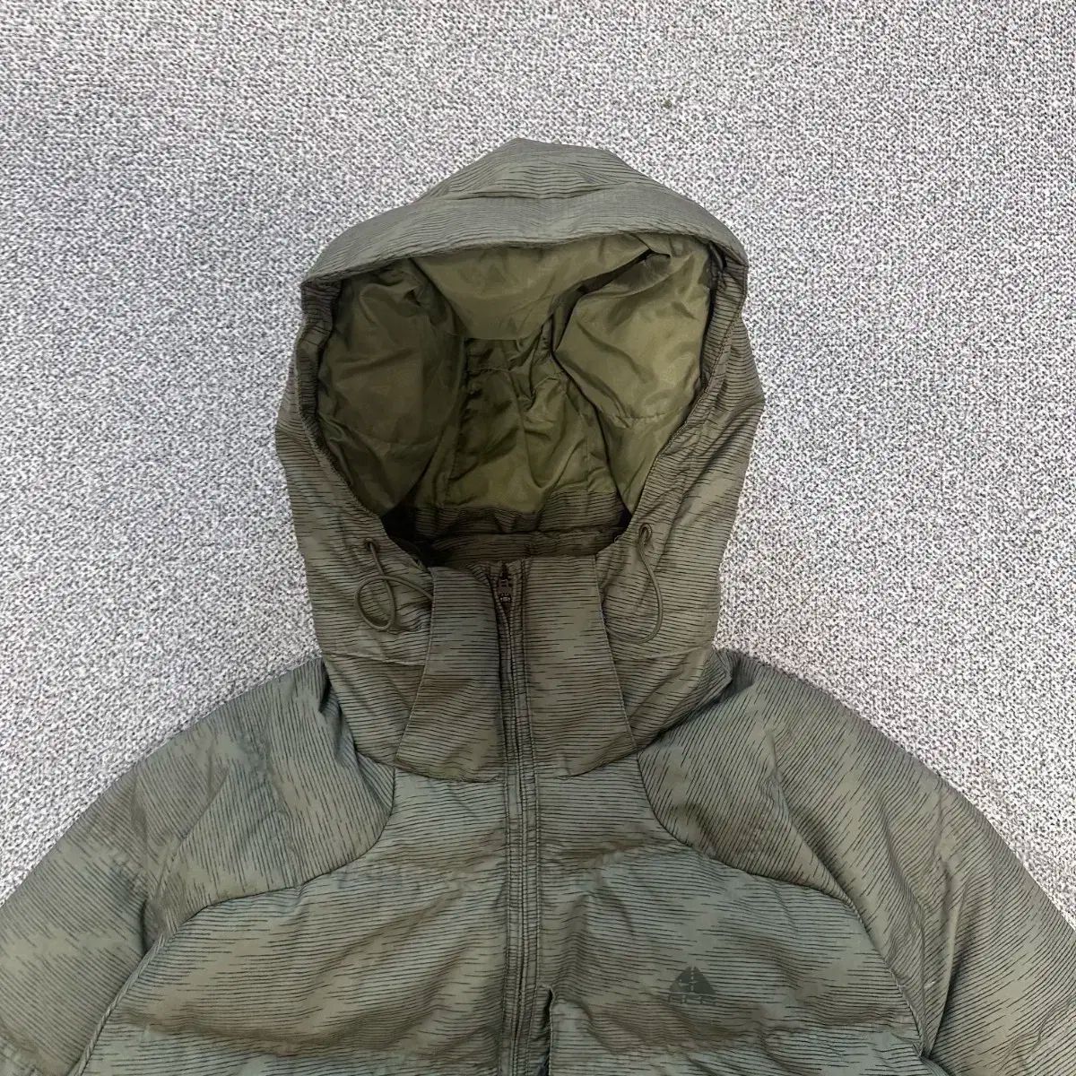 ファッション ナイキ ACG カーキ ロング ダウン NIKE ACG(ナイキ