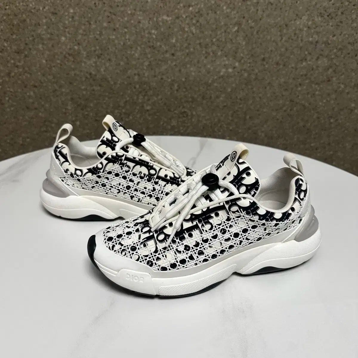 39サイズ ディオール B24 オブリーク スニーカー - メルカリ