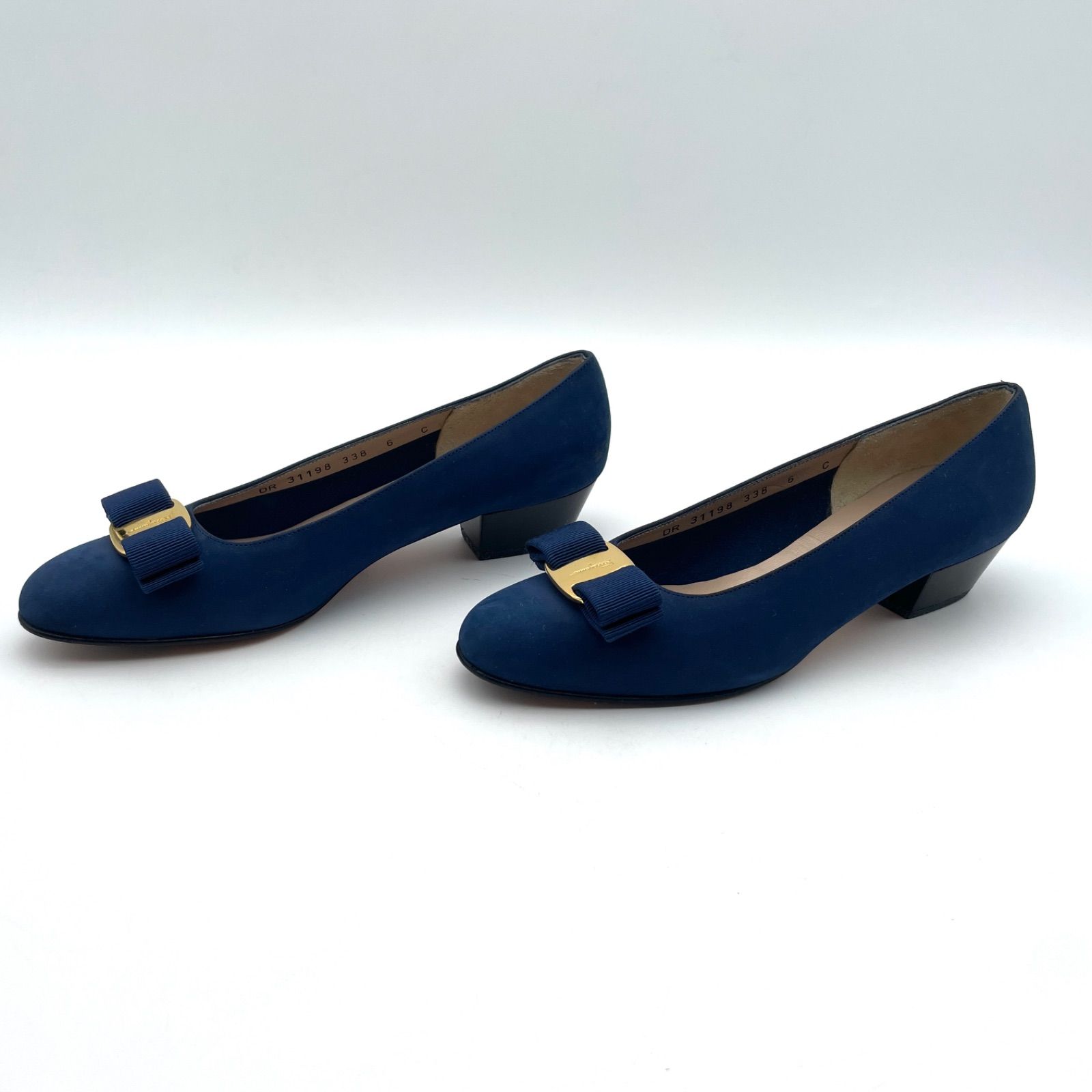 サルヴァトーレフェラガモ ヴァラ レディース パンプス 約23.5cm ⑥ Salvatore Ferragamo サルヴァトーレ フェラガモ VARA ヴァラ 6C 23.5