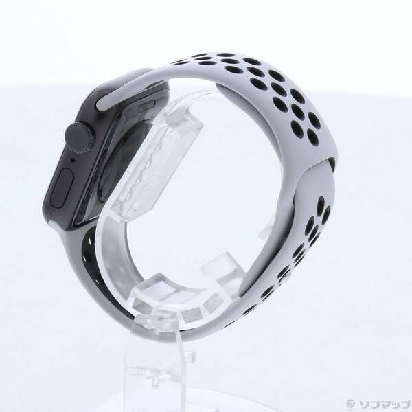 〔 品〕 Apple Watch SE 第2世代 GPS 40 mm スペースグレイアルミニウムケース ピュアプラチナム ブラックNikeスポーツバンド 377