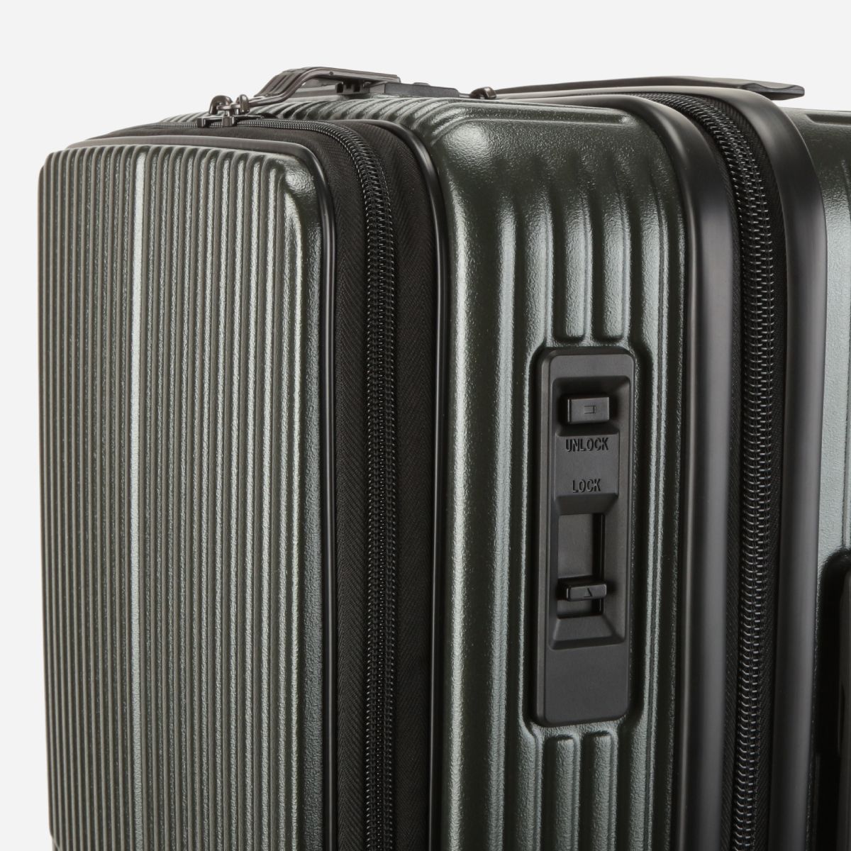 メーカー 2年保証 イノベーター スーツケース 機内持ち込み Sサイズ 38 L フロントオープン ストッパー付き 軽量 INV 50-2 スノーホワイト 羽織り ボタンダウン