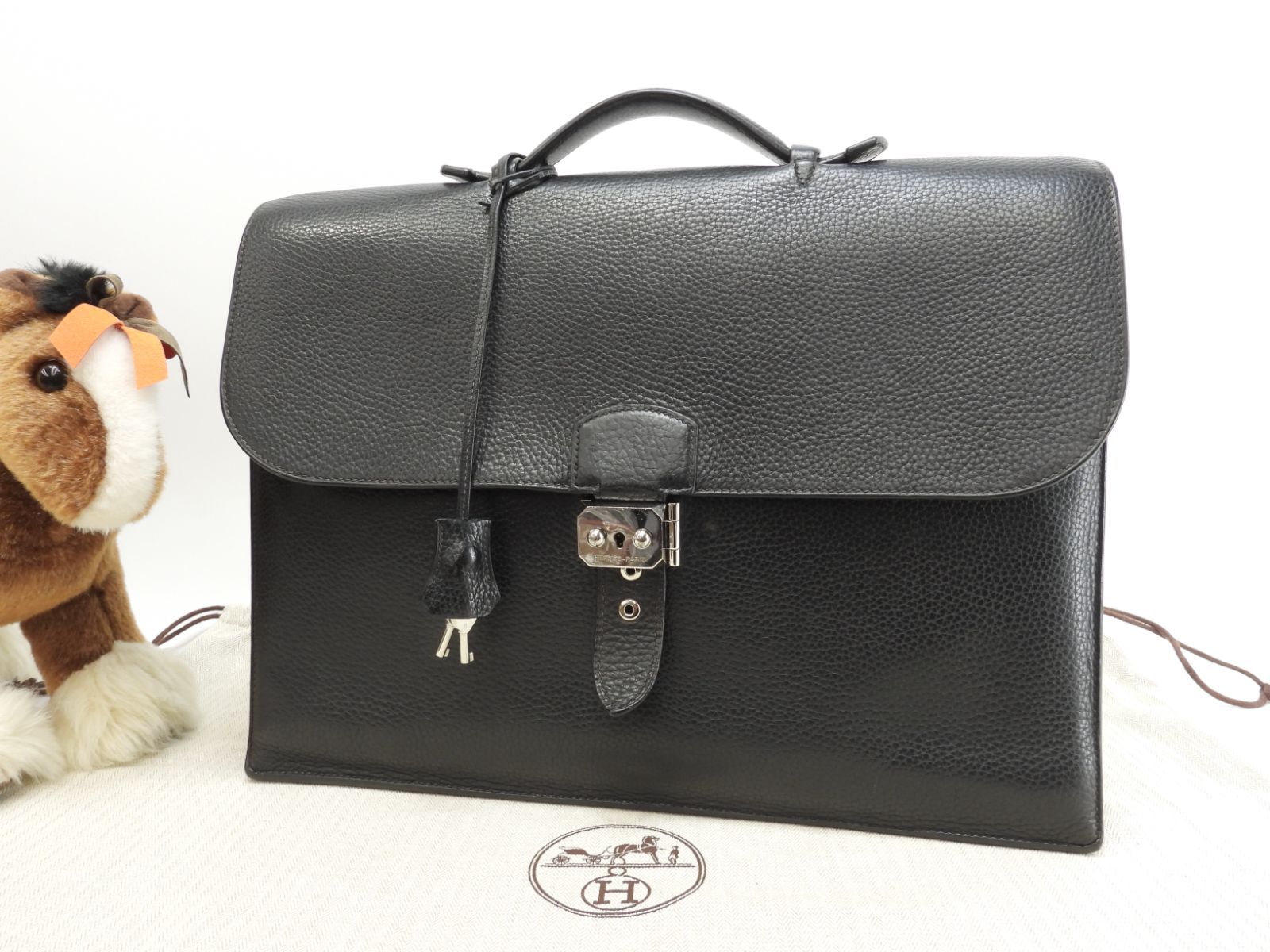 エルメス サックアデペッシュ38 フィヨルドレザー黒 シルバー金具