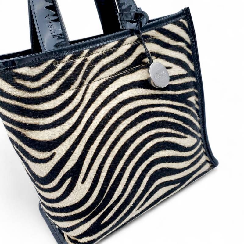 FURLA フルラ ハンドバッグ ハラコ レオパード柄 ヒョウ柄 アニマル柄 
