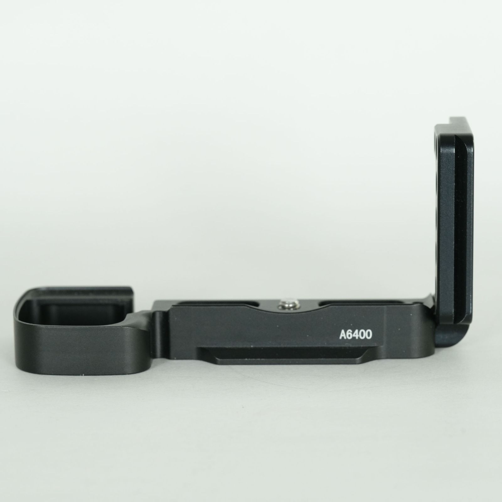 960回 L型ブラケット付