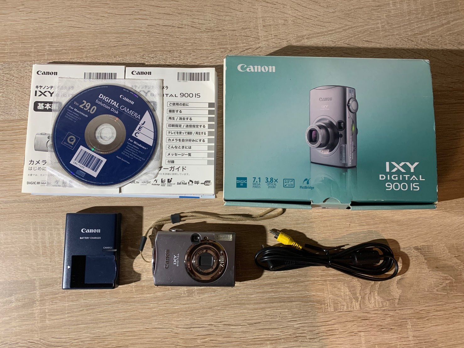 6788 Canon IXY DIGITAL 900 IS シルバー デジカメ 動作確認済み