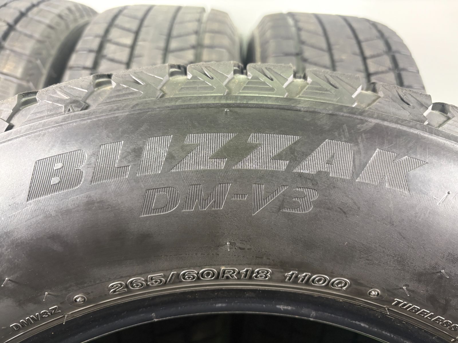 送料無料☆265/60R18 ブリヂストン DM-V3 2020年製 4本 冬 タイヤ