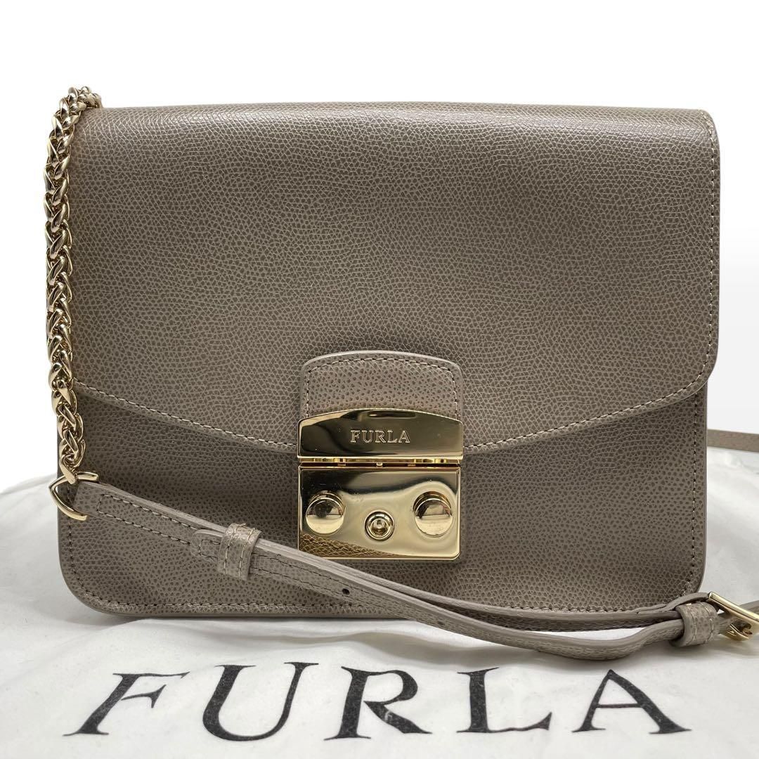 極美品 FURLA メトロポリス ショルダーバッグ チェーン レザー