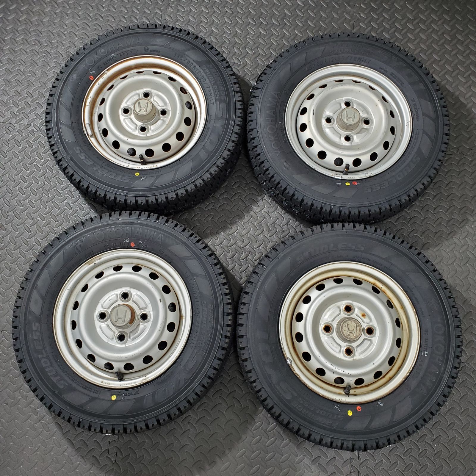 25年製 タイヤ 145 80 R 12 78 N LT ヨコハマ SY 01 V ホンダ アクティ スタッドレスタイヤ 冬タイヤ 1240