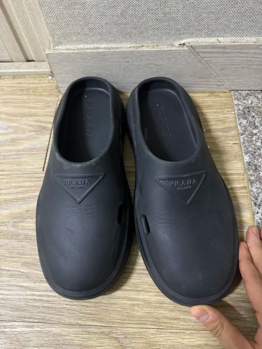 PRADA ラバーミュール 270