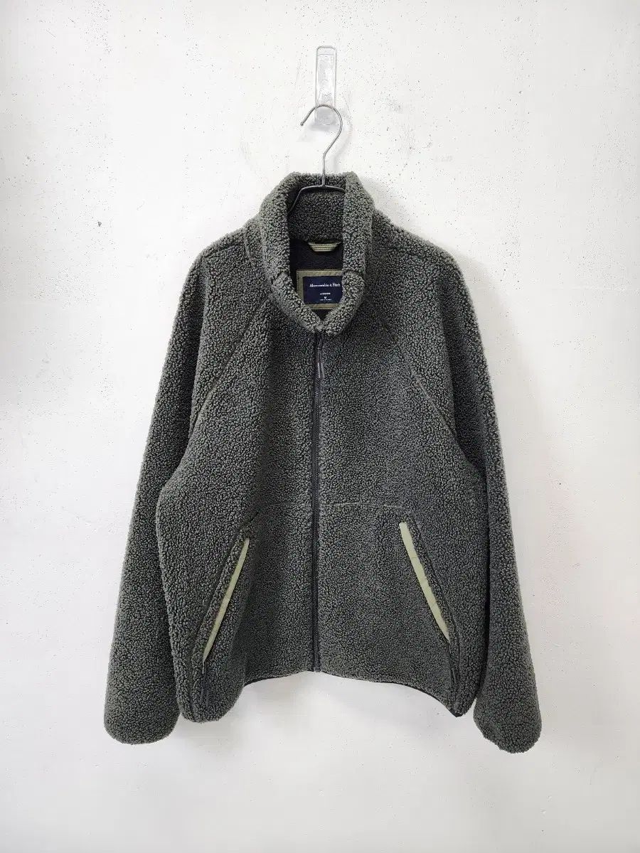 アバクロンビー シープスキン フリース ジップアップ ジャケット