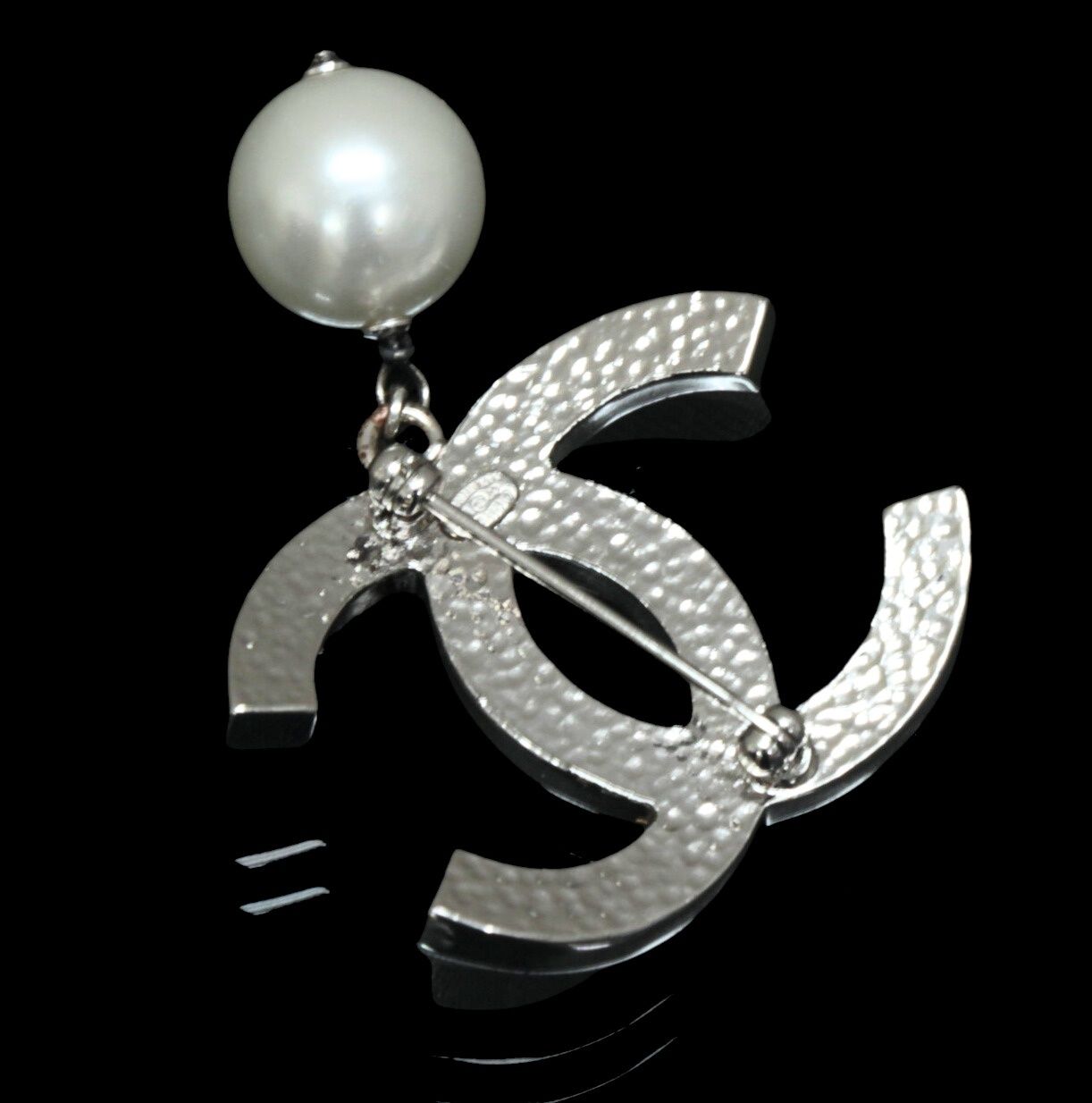 美品 シャネル CHANEL ココマーク スイングパールブローチ シルバー