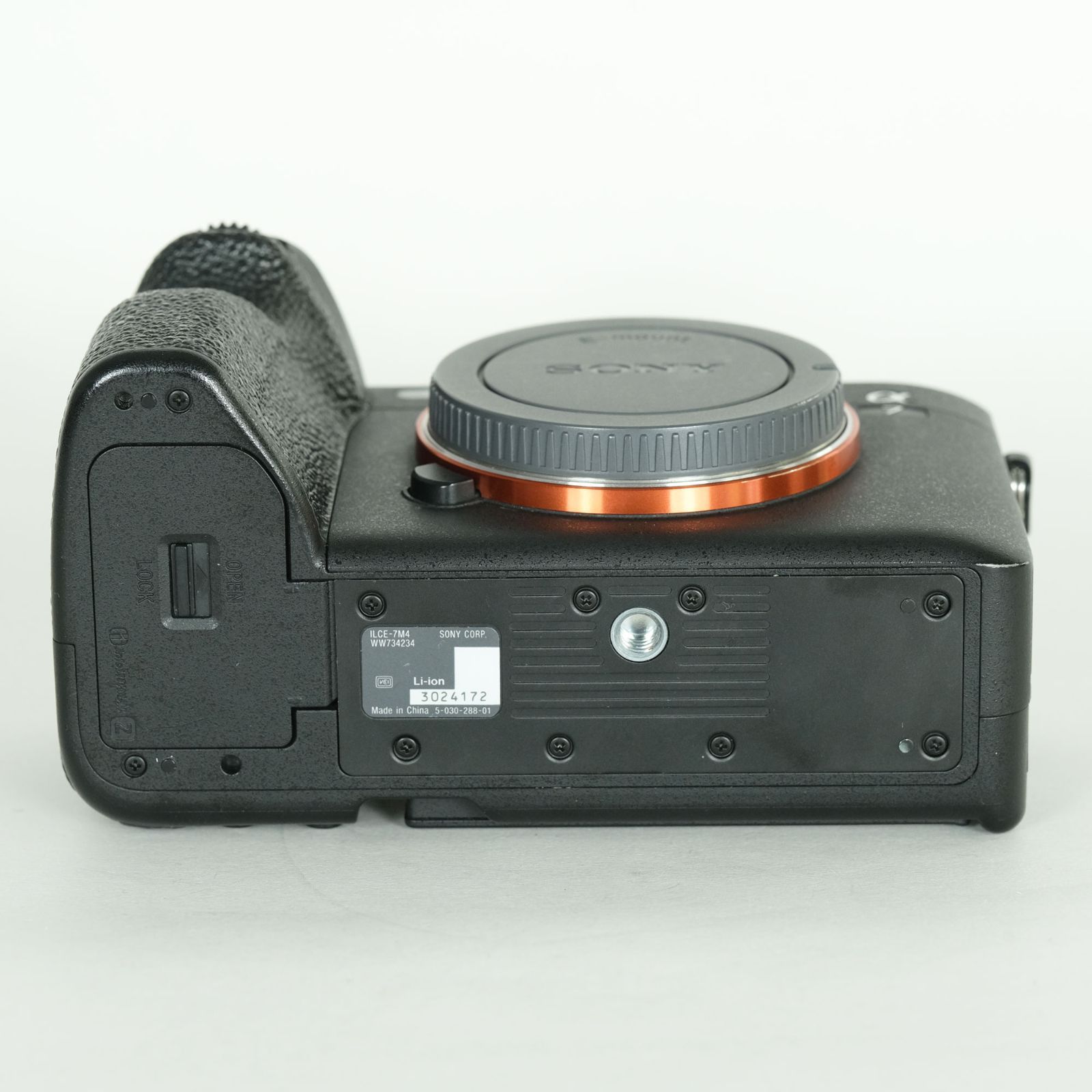 Sony A7 IV ILCE-7M4 ボディ 9000回未満 シャッター 美品 NEW SONY Alpha α7 IV ILCE-7M4 Mirrorless Digital Camera Body α7M4