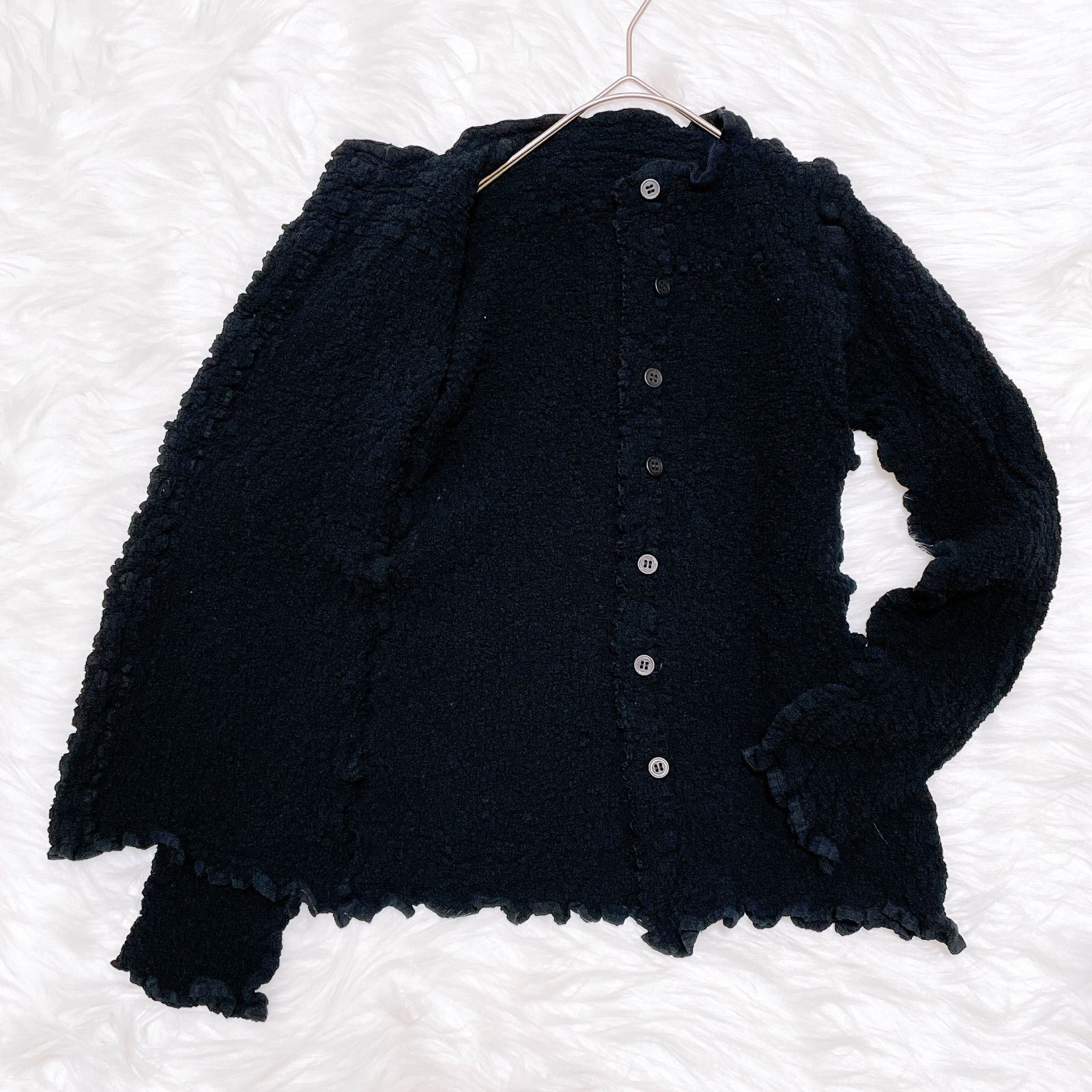 ISEEY MIYAKE しわ加工　カーディガン　ボタンジャケット ISEEY MIYAKE しわ加工 カーディガン ボタンジャケット