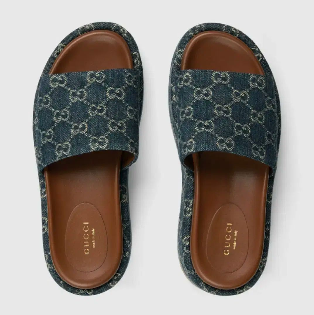 グッチ 厚底 スリッパ ダークブルー