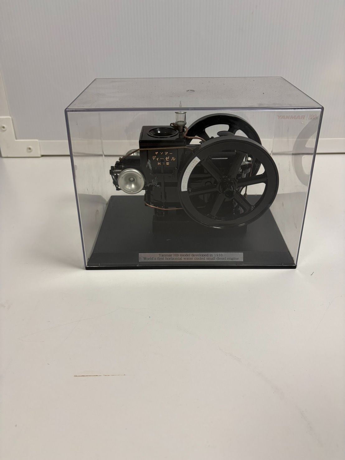 Yanmar 1GM 水冷式ディーゼルエンジン模型 1/12スケール Yanmar 公式
