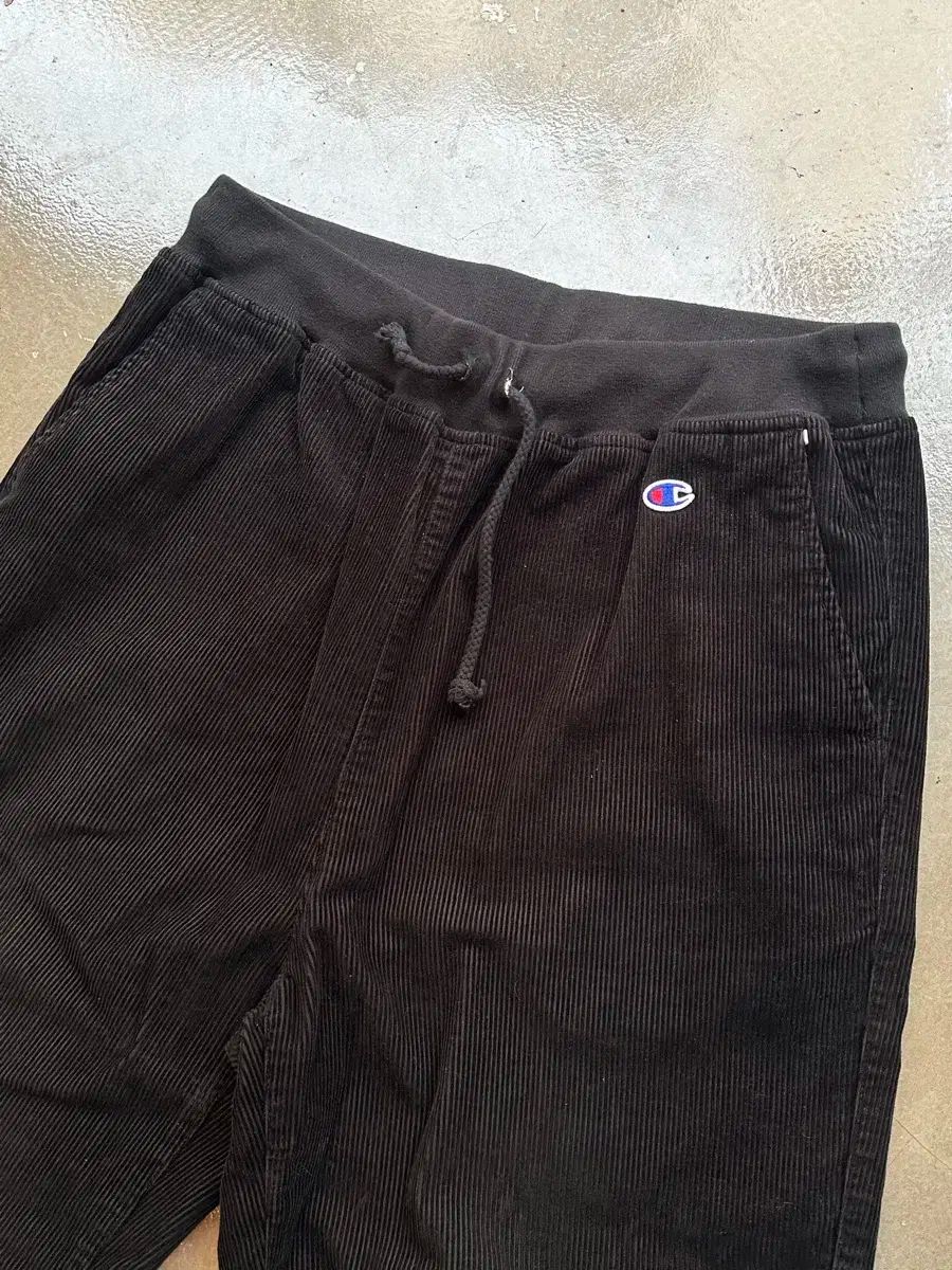 チャンピオン コーデュロイ ブラック パンツ