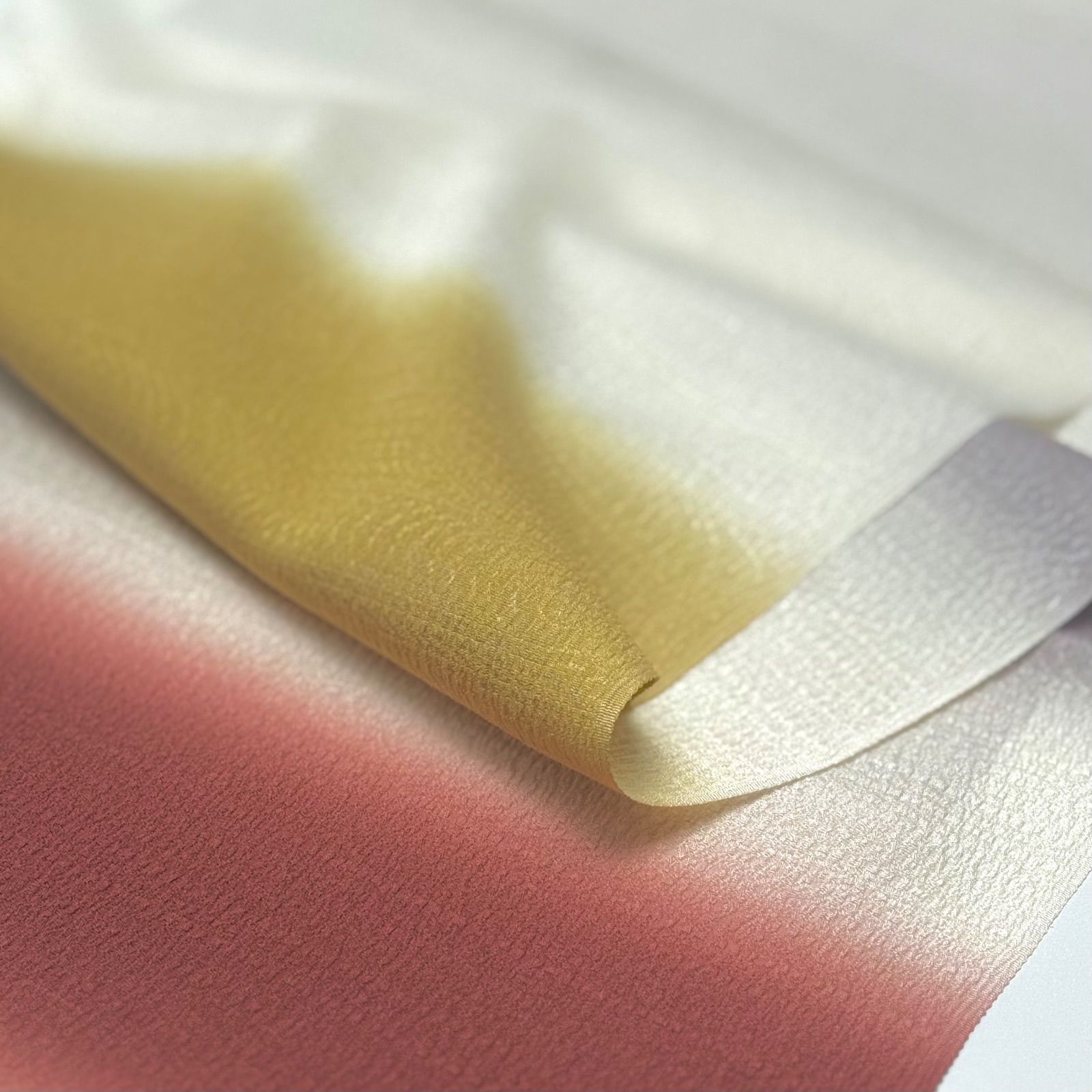 横段三色ぼかし 渦紋