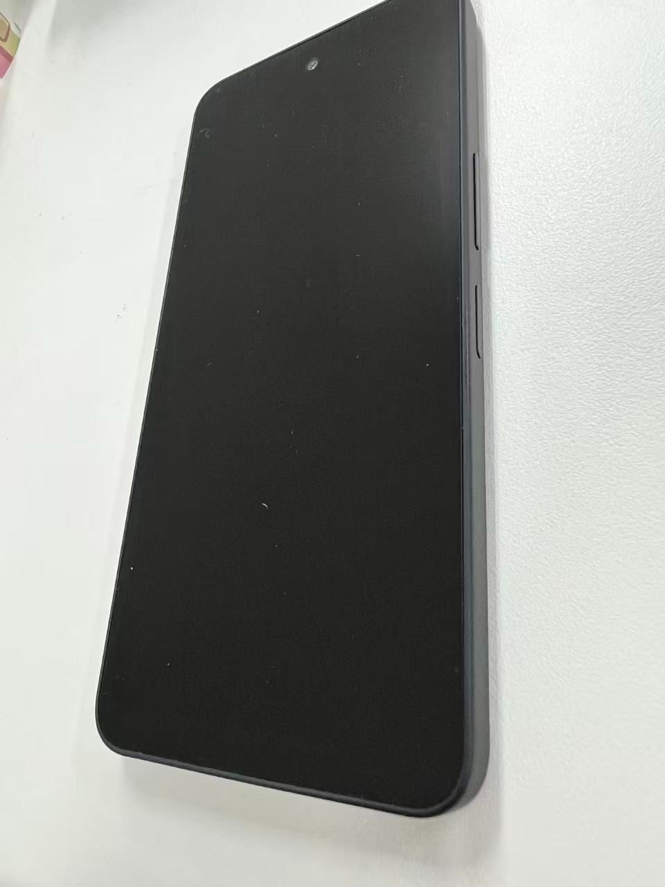 訳あり Sharp AQUOS wish5 SH-52F (Black) - メルカリ