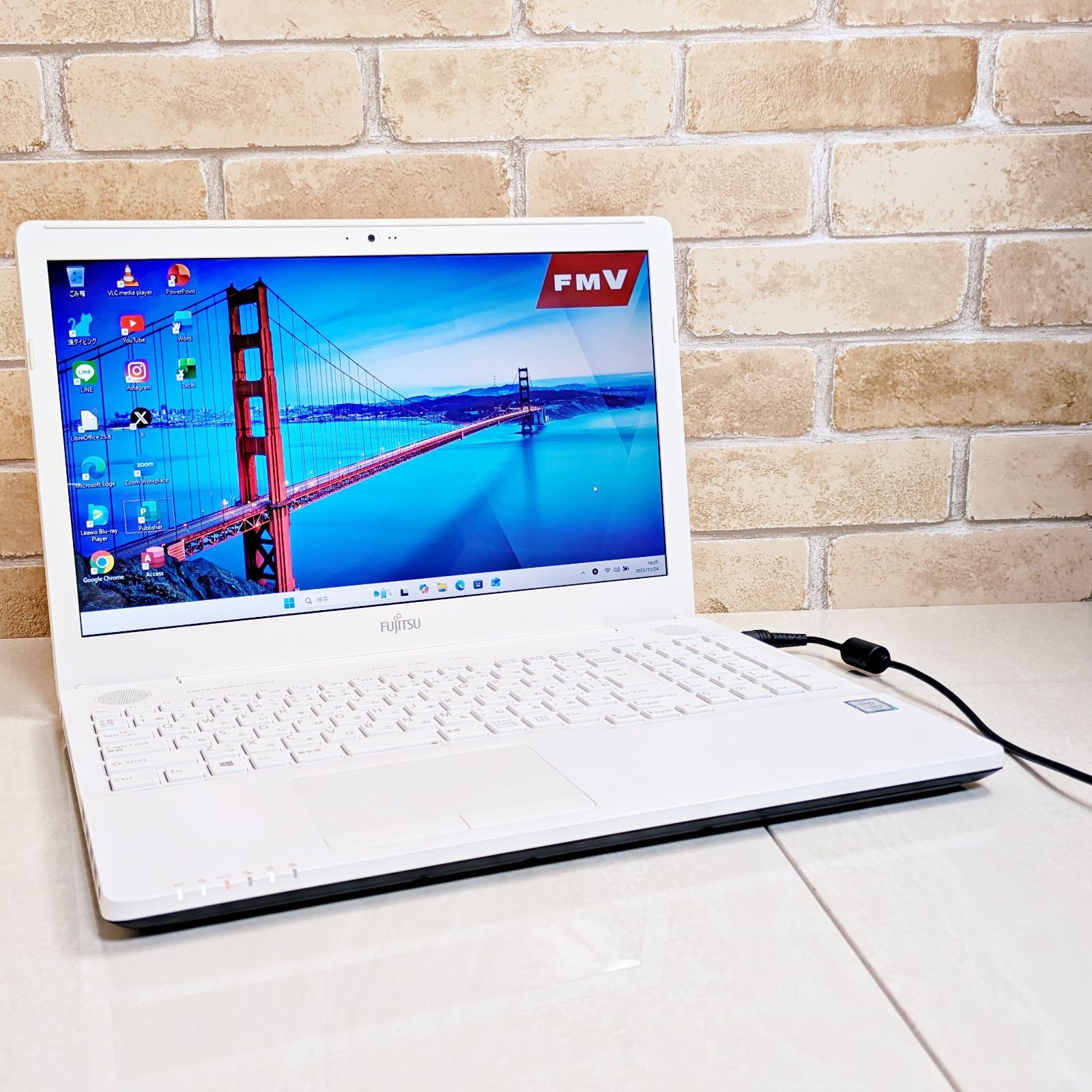 美品☆オフィス付き☆SSD/第6世代Corei5高性能/メモリ8G☆初心者OK