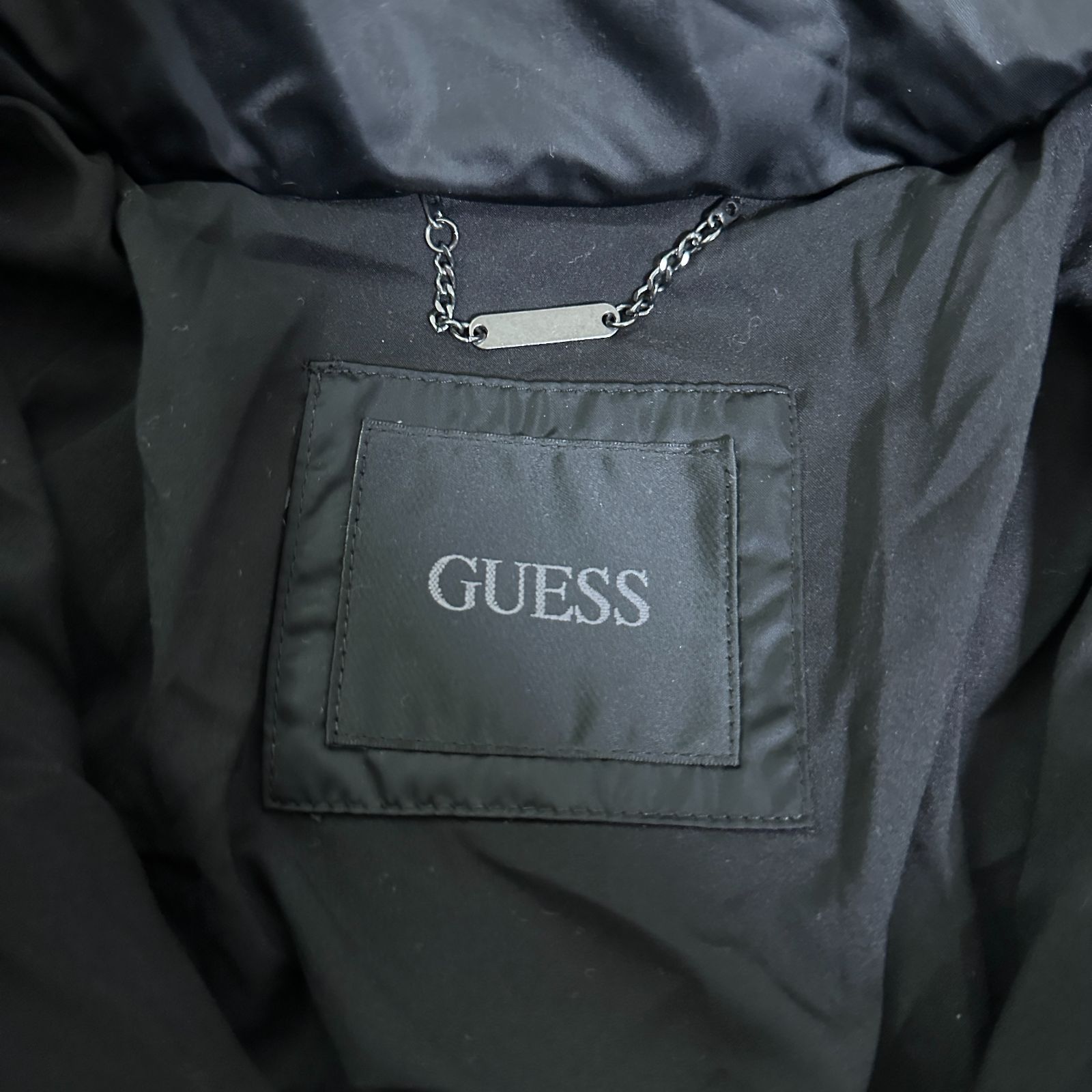 GUESS ローリーダウンジャケット アイダーダウン80% ベルト付き ダイヤ 