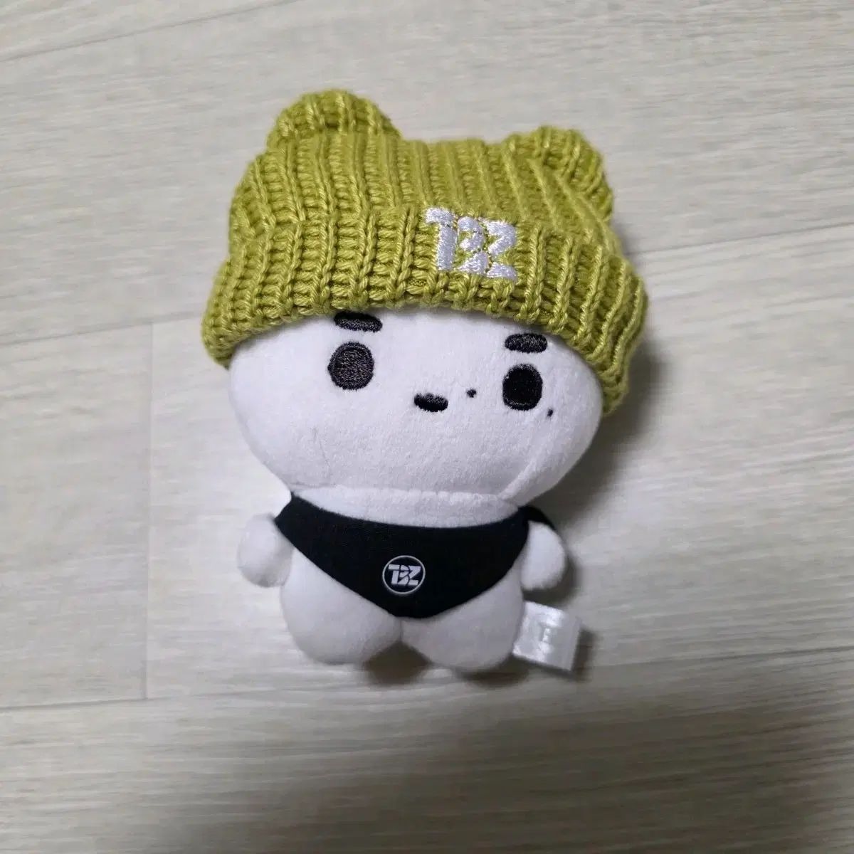 THE BOYZ(ザ・ボーイズ・ドボイズ) ヨンフン(YOUNGHOON) 公式