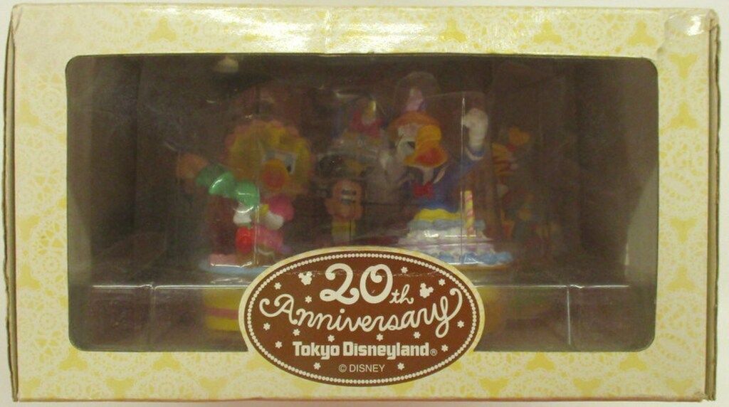 東京ディズニーランド フィギュア TDL 20 th Anniversary テーマパークケーキ 20周年
