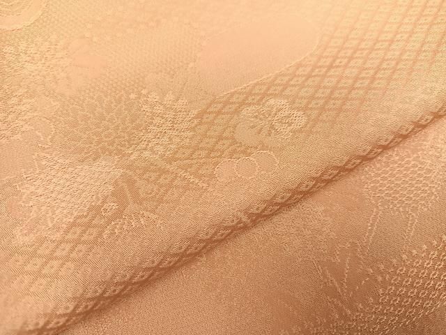 上質な色無地 御所車花地紋