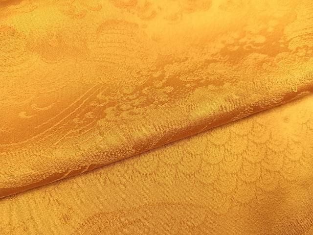 上質な色無地 立波青海波地紋