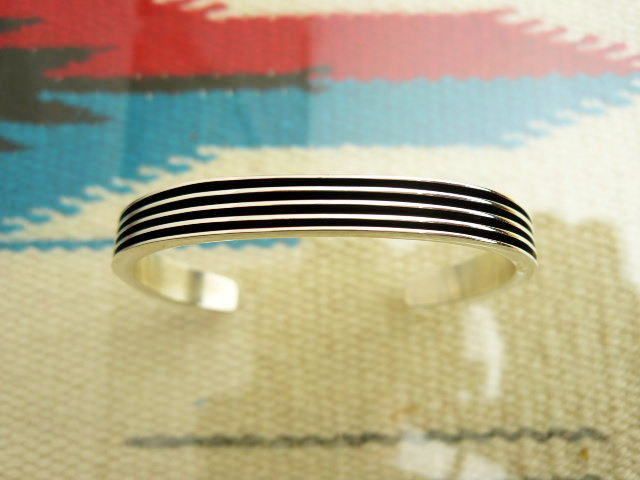 ナバホ 02-0150 Francis Jones 故フランシス・ジョーンズ作 エッジ