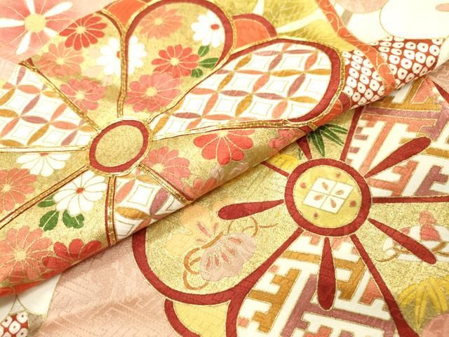 豪華 振袖　駒刺繍　扇面草花文　金彩　まるやま扱い　逸品 扇子模様 正絹　絹 豪華 振袖 駒刺繍 扇面草花文 金彩 まるやま扱い 逸品 扇子模様 正絹 絹