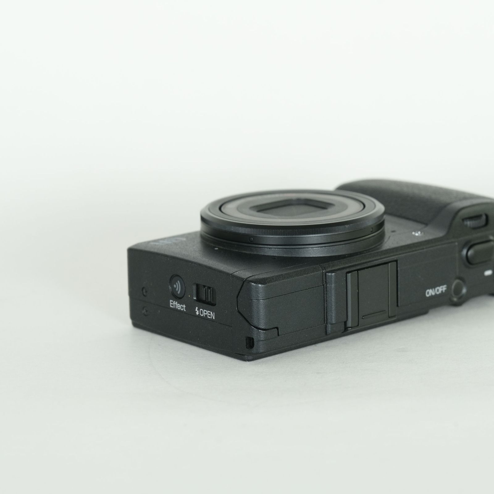 美品 | シャッター数2,601回] RICOH GR II | コンパクトデジタルカメラ