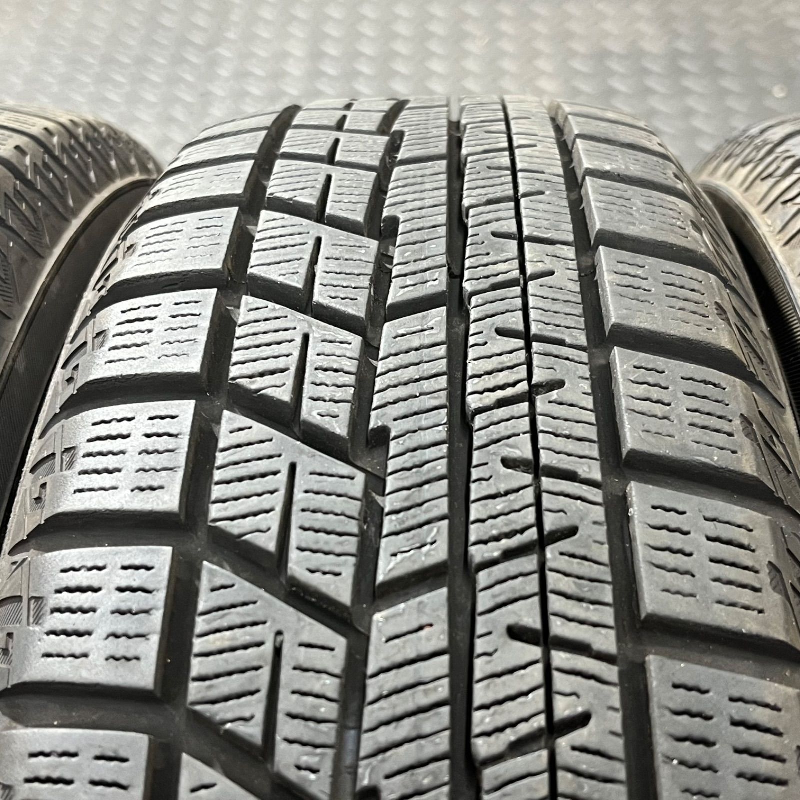 コンテ スタッドレスタイヤ