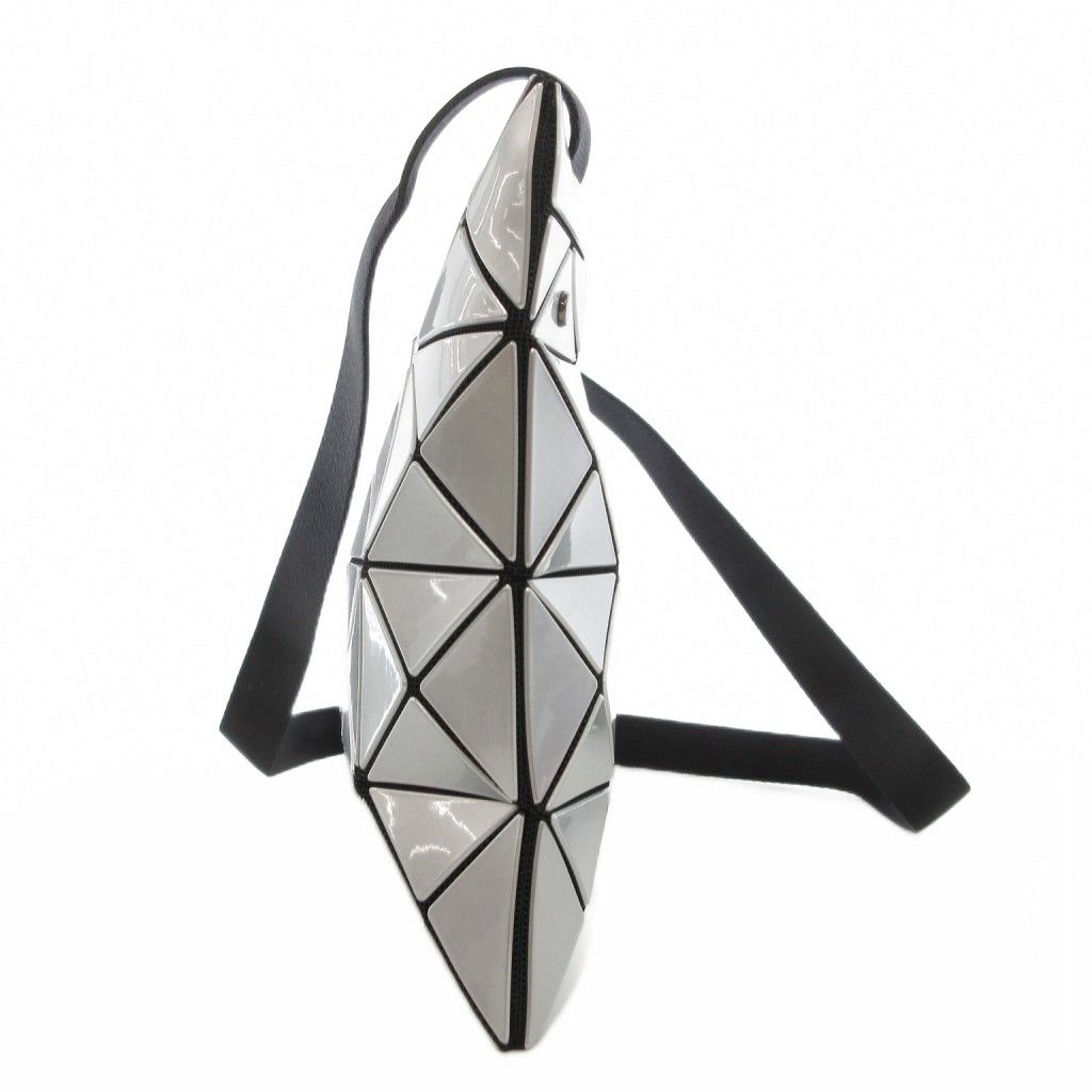 【美品】バオバオ ルーセントショルダー baobao イッセーミヤケ ♪ バオ バオ イッセイ ミヤケから新作、「ルーセント メタリック」と