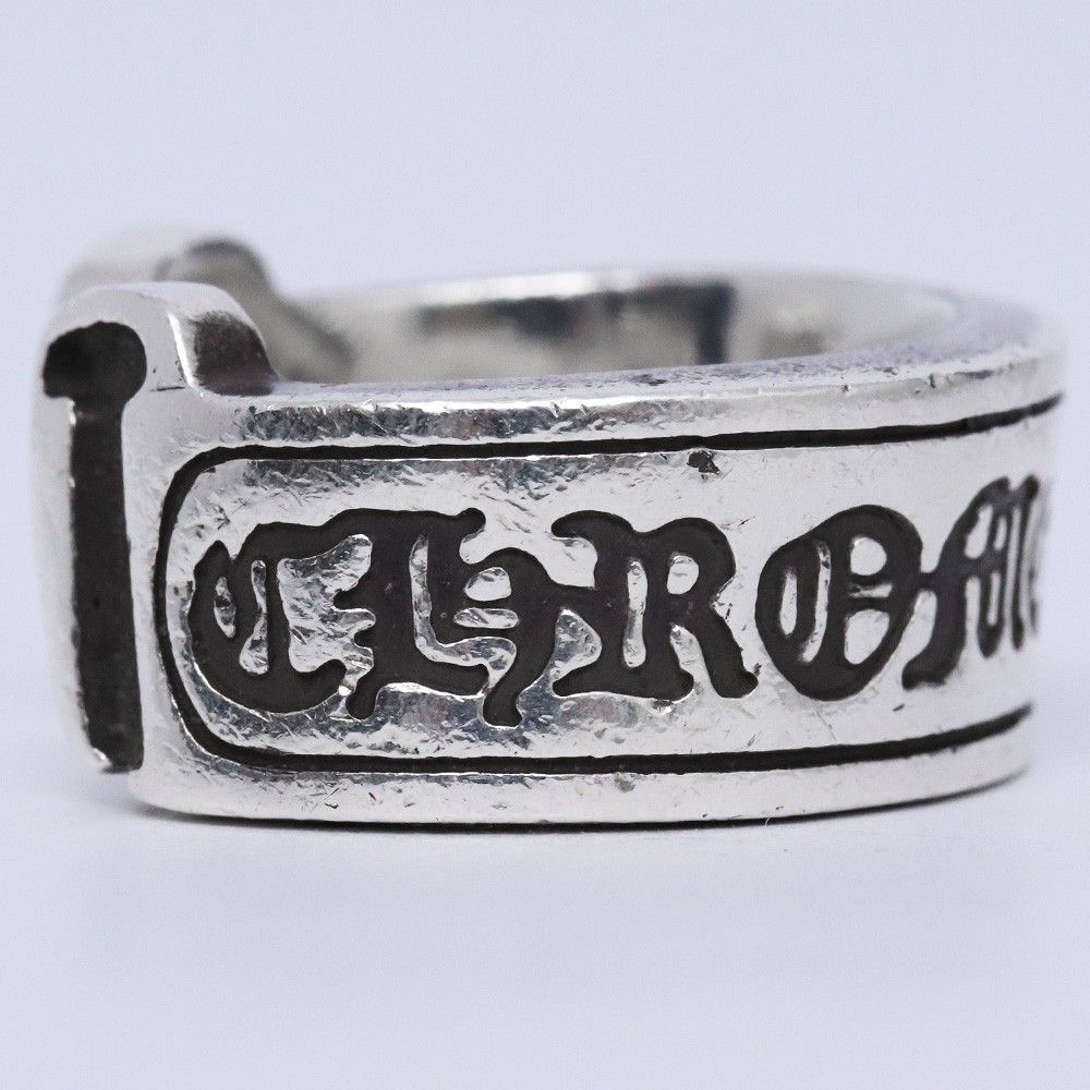 15号 CHROME HEARTS スクロール ラベルリング ラージ シルバー - メルカリ