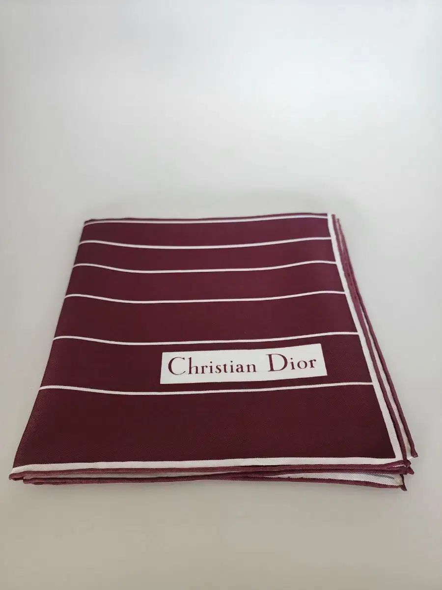  christian Dior シルクカレ 75 cm バンダナ スカーフ 小物