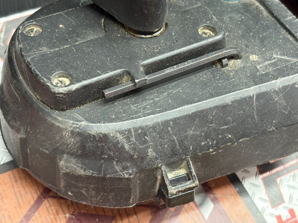 〇〇 マキタ PB 181 D 充電式バンドソー 18 V makita ハンズクラフト佐賀 バンドソー 切断工具 切断機 電動工具 エア工具