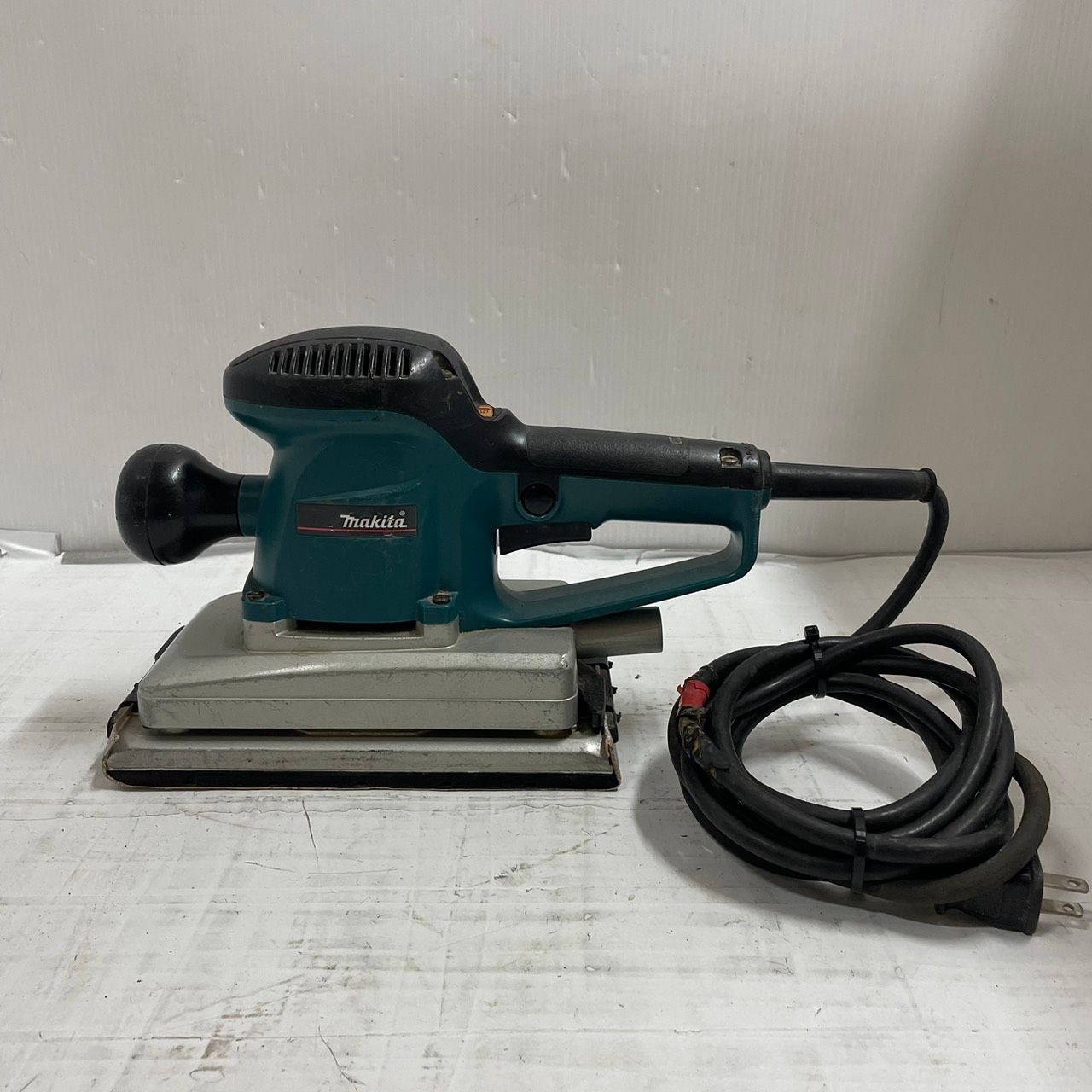 h 10137 makita マキタ 仕上サンダ サンダー BO 4900 V