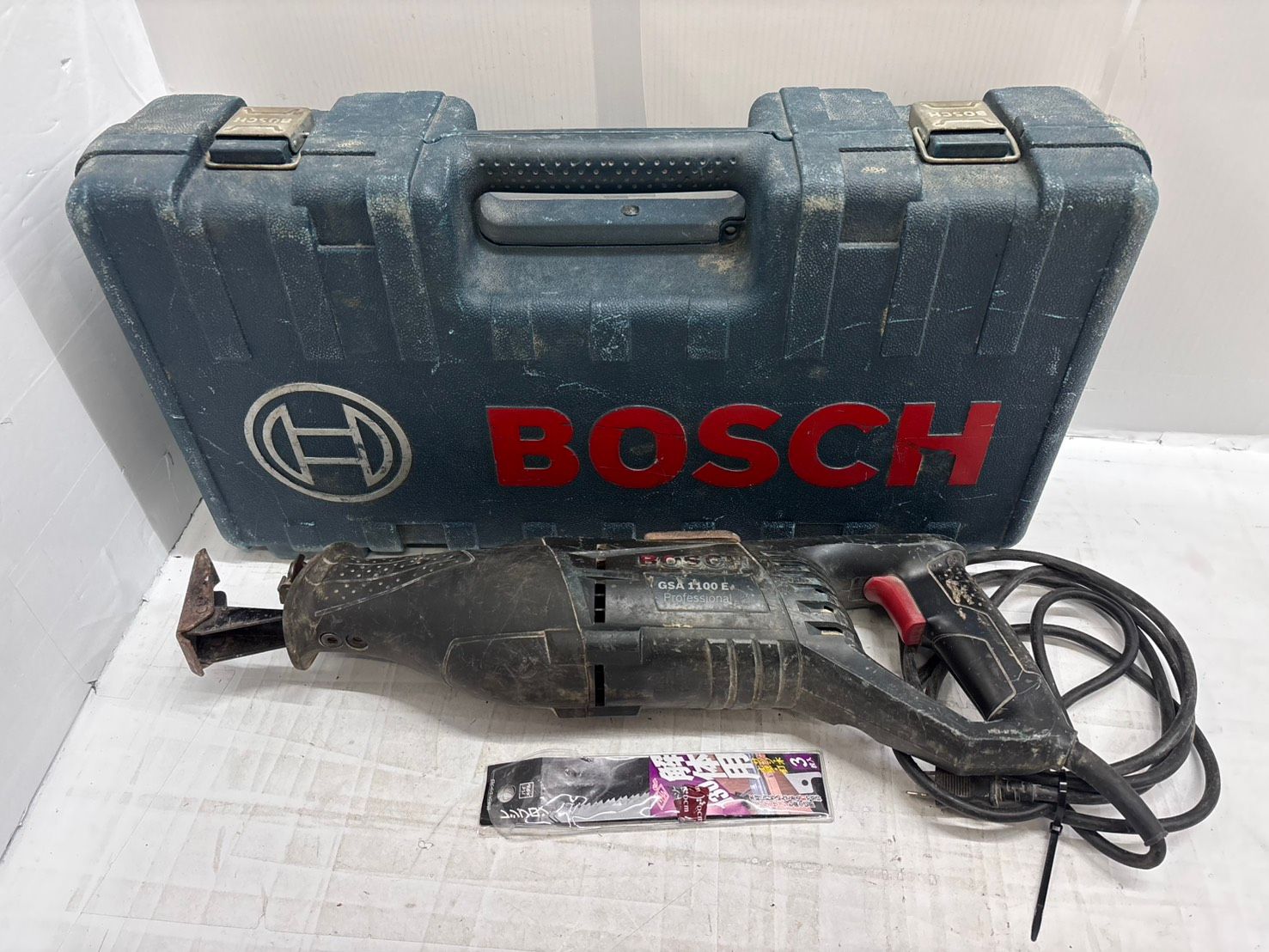 h 10251 BOSCH ボッシュ GSA 1100 E セーバーソー レシプロソー