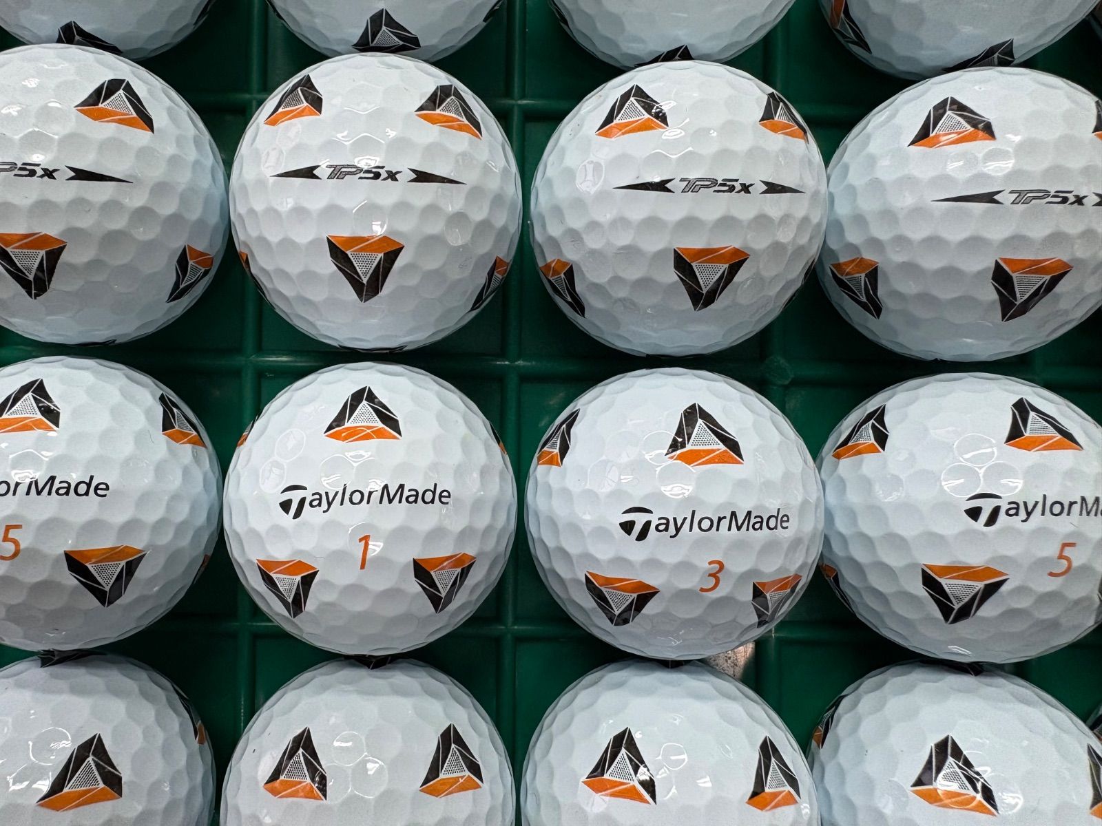 テーラーメイド TP5x pix 24球 Sランク 洗浄済 ロストボール ゴルフ
