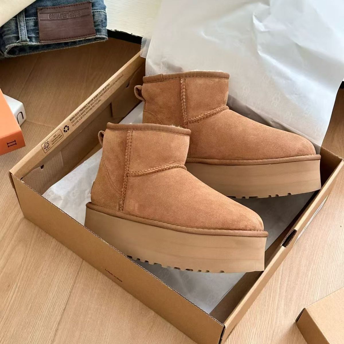 UGG 女性用 ファー付き ブーツ ベージュ フルフェイスタイプ 冬用 保温性抜群 5 cm