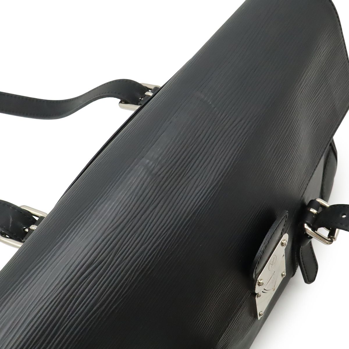 LOUIS VUITTON ルイ ヴィトン エピ セギュールMM ショルダーバッグ