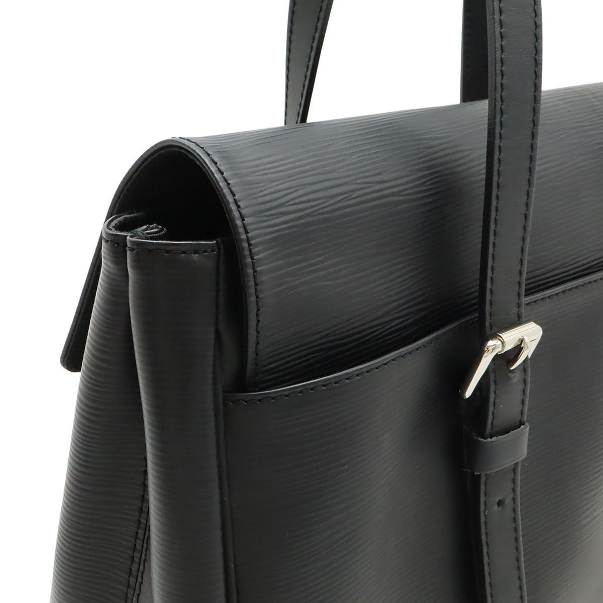 LOUIS VUITTON ルイ ヴィトン エピ セギュールMM ショルダーバッグ