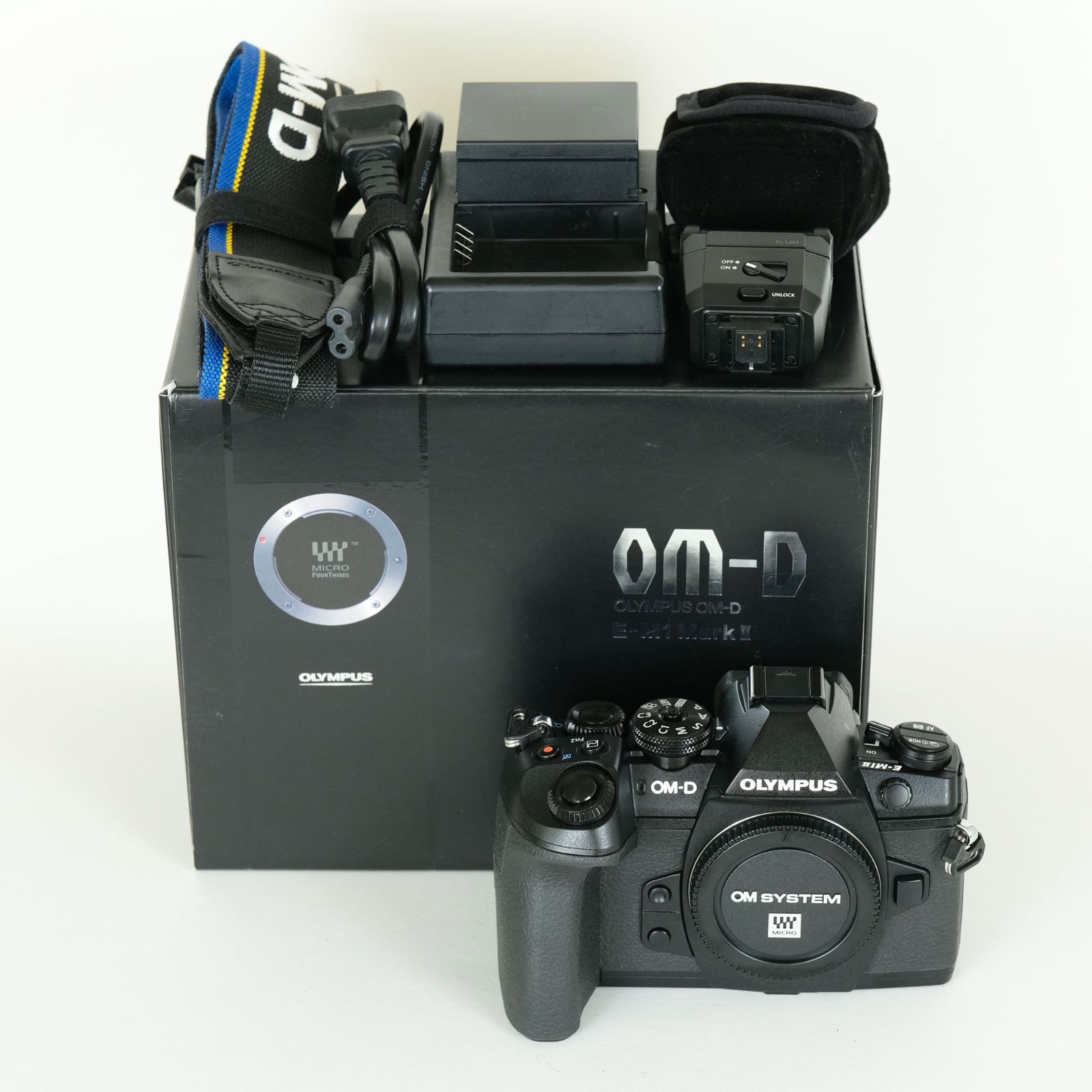 美品 | シャッター数7,090回] OLYMPUS OM-D E-M1 Mark II [ボディ