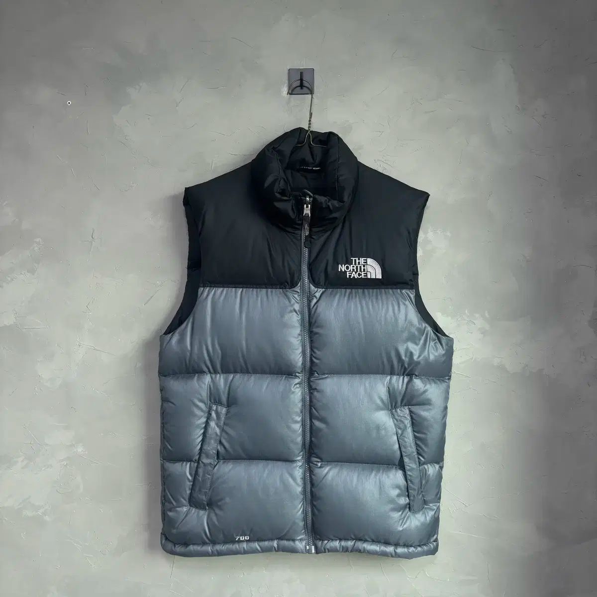 THE NORTH FACE ザノースフェイス 700 ヌプシ Nuptse グースダウン ダウンベスト グレー