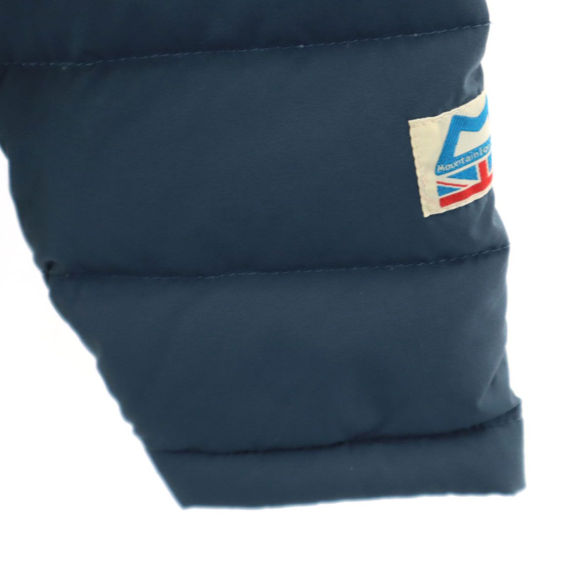 未使用 MOUNTAIN EQUIPMENT マウンテンイクイップメント ノーカラー 