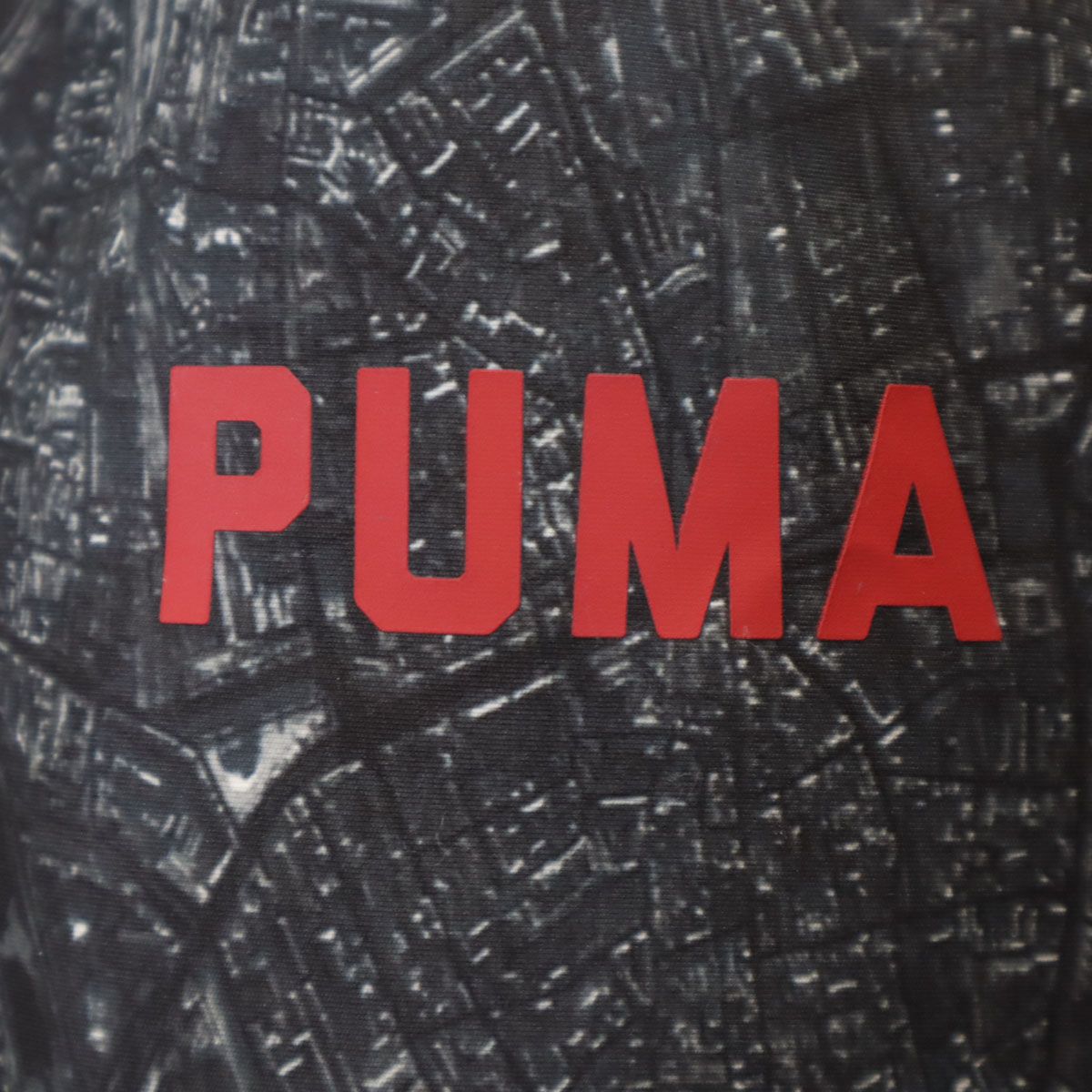 美品 PUMA プーマ OUTLAW MOSCOW アウトローモスクワ コラボ 総柄 