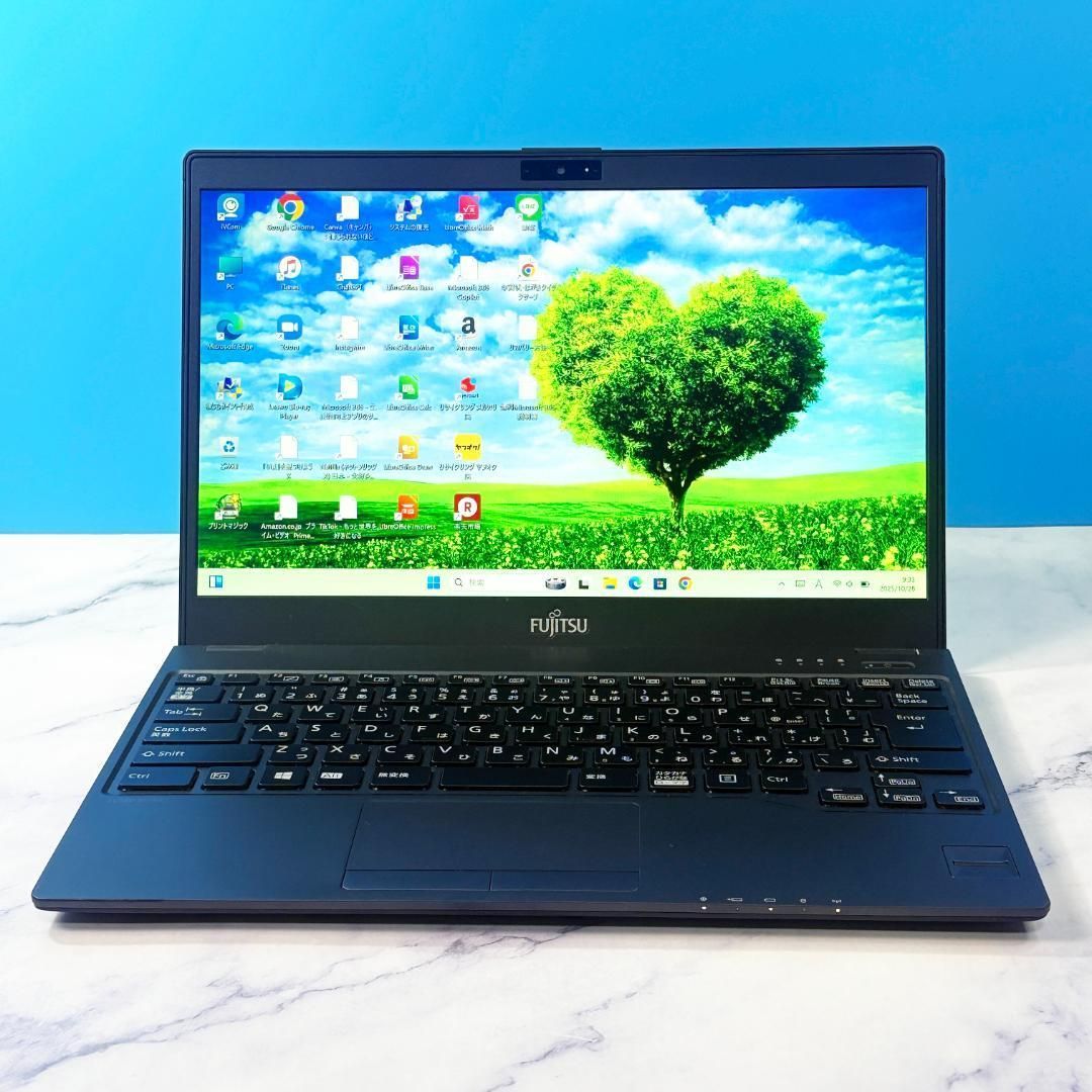 超薄型軽量☆メモリ8GB・SSDで快速☆指紋認証☆Win11☆ノートパソコン