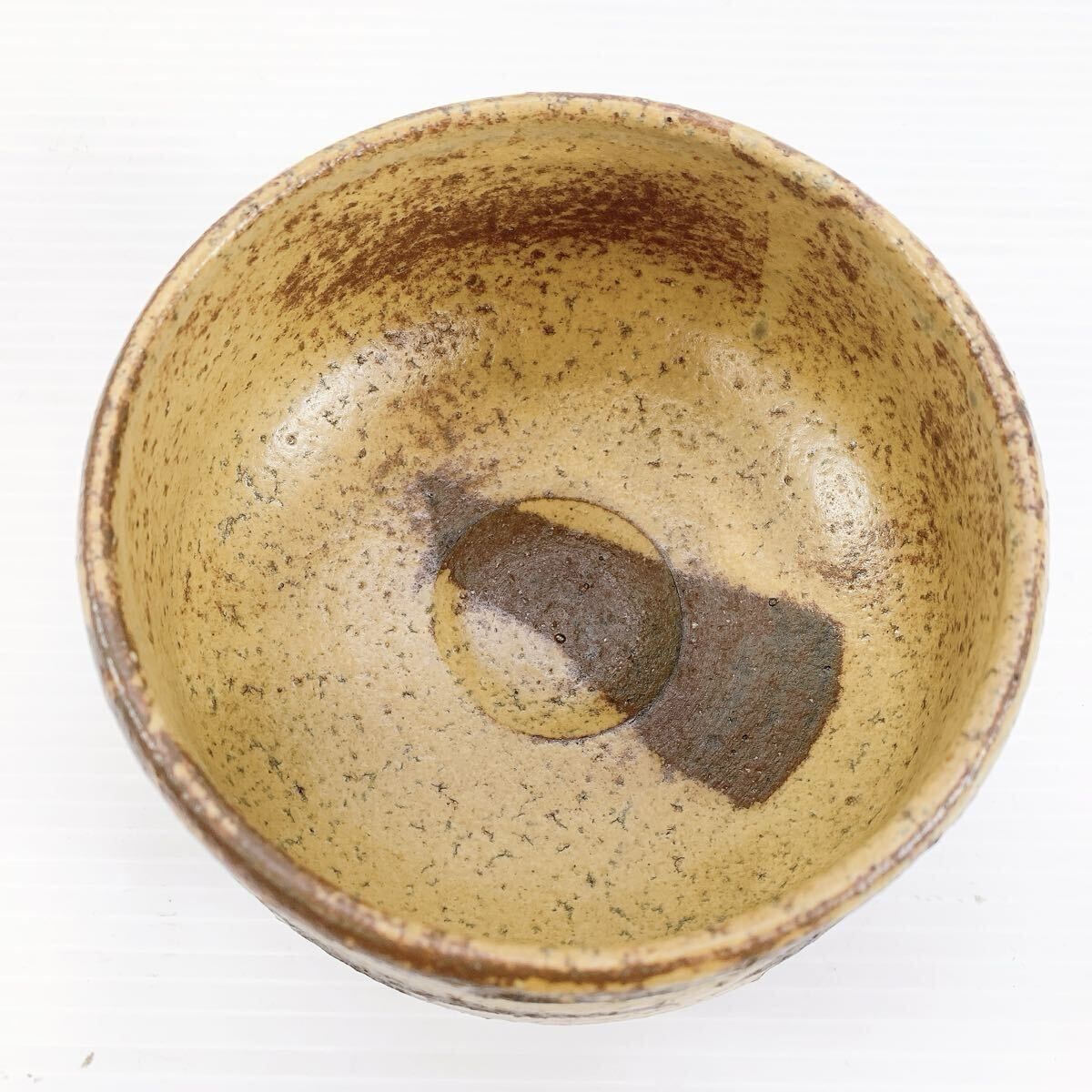 Y-508 小川欣二 作 本手伊羅保 茶碗 共箱付 綺麗な状態 茶道具 抹茶碗